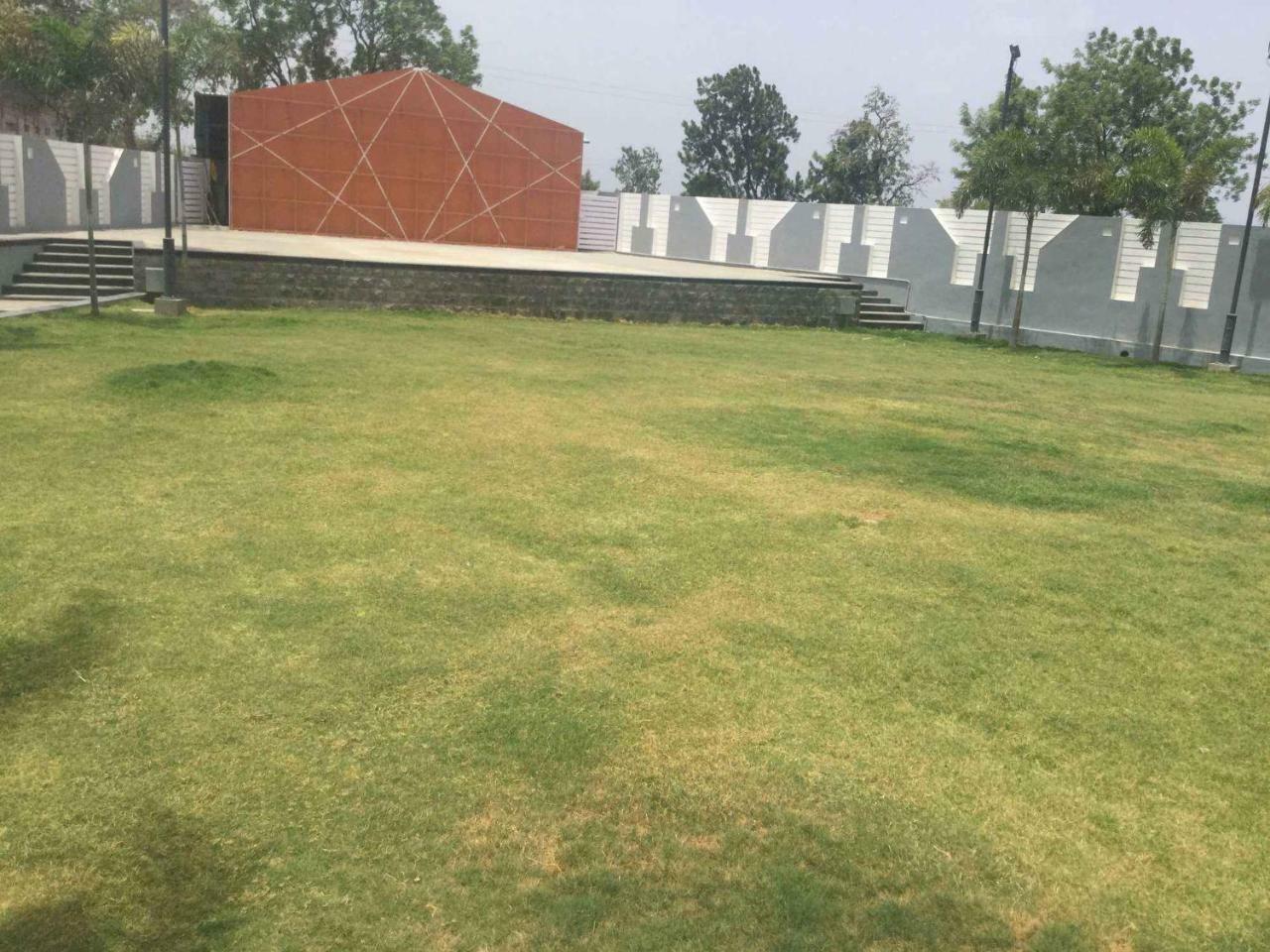 Sai Krupa Lawn And Regency, Buldhana Экстерьер фото